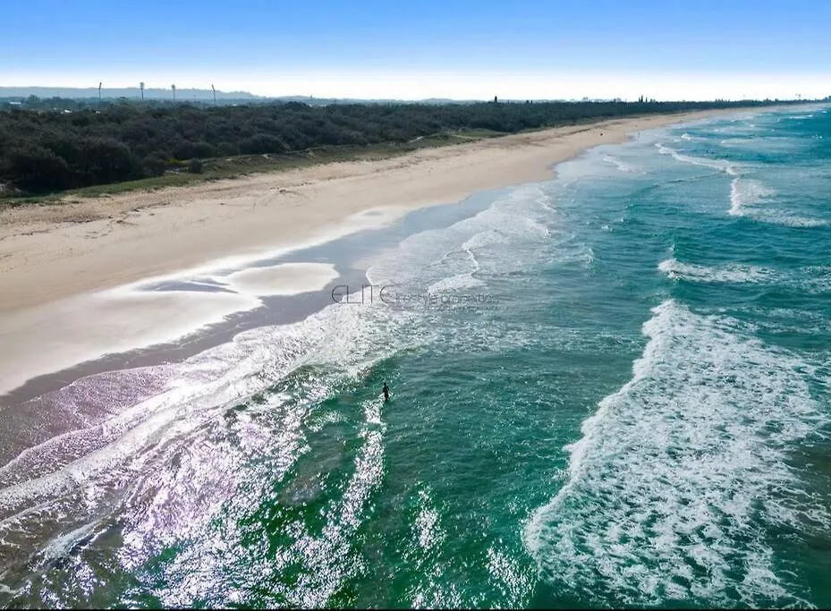 Oceanus Luxe Beachfront Bokarina Kawana Waters 0*,  Austrálie