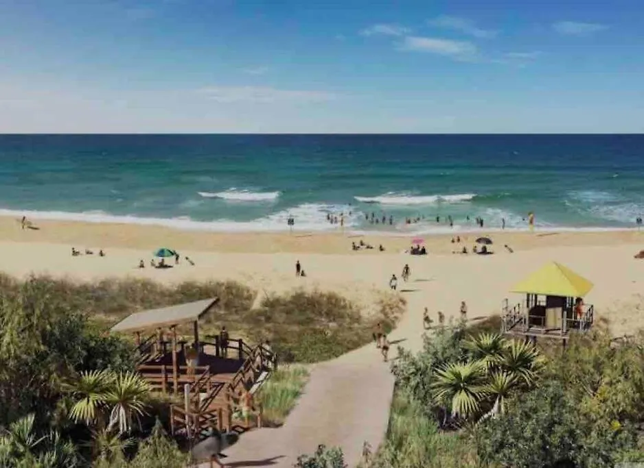 Bokarina Beachfront Apartment Avustralya